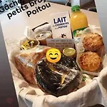 Bin Benaise Draps Et Serviettes Compris Dom wakacyjny Pamproux