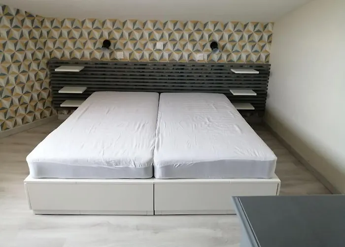 Bin Benaise Draps Et Serviettes Compris Pamproux