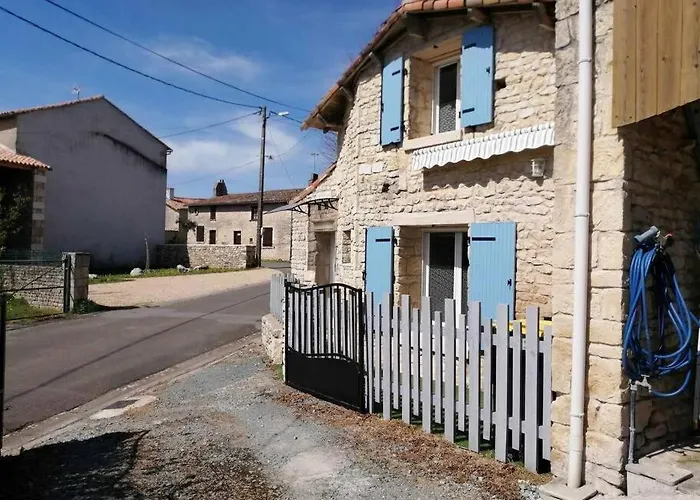 Nyaraló Bin Benaise Draps Et Serviettes Compris Pamproux