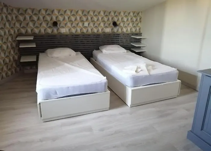 Bin Benaise Draps Et Serviettes Compris Nyaraló