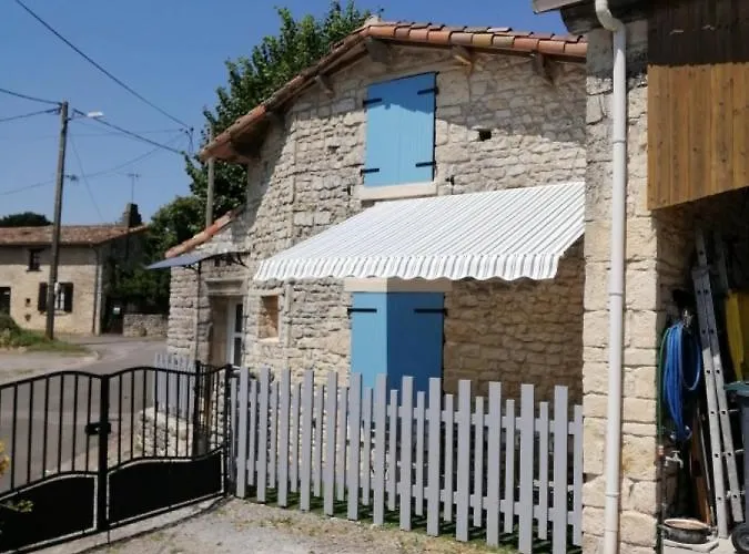 Bin Benaise Draps Et Serviettes Compris Сasa de vacaciones *